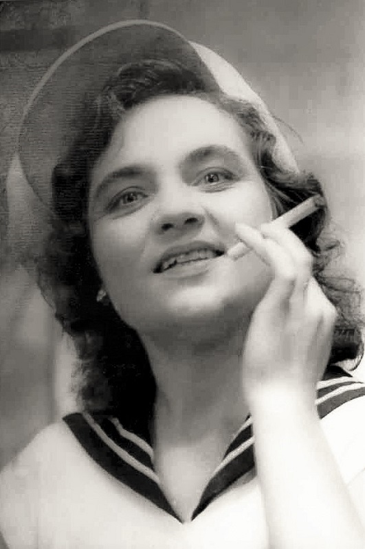 File:Aasa, Marta (Kadri Ümera – Marta Aasa. Solodari „Sireliaias” (Rakvere Teater, 1954), erakogu).jpg